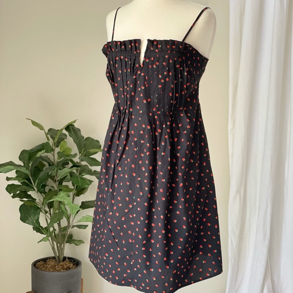 Madewell Pintuck Cami Dress in Fresh Strawberries Fruit Print - Picture 4 of 11